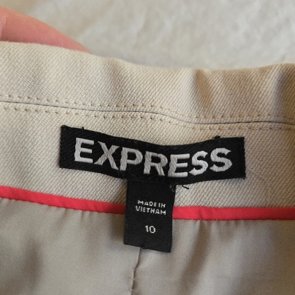 Express Stone Beige One Button Blazer - some flaws! - Picture 2 of 15